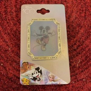 Mickey Mouse Disneys 100 Hologram Pin. BNWT